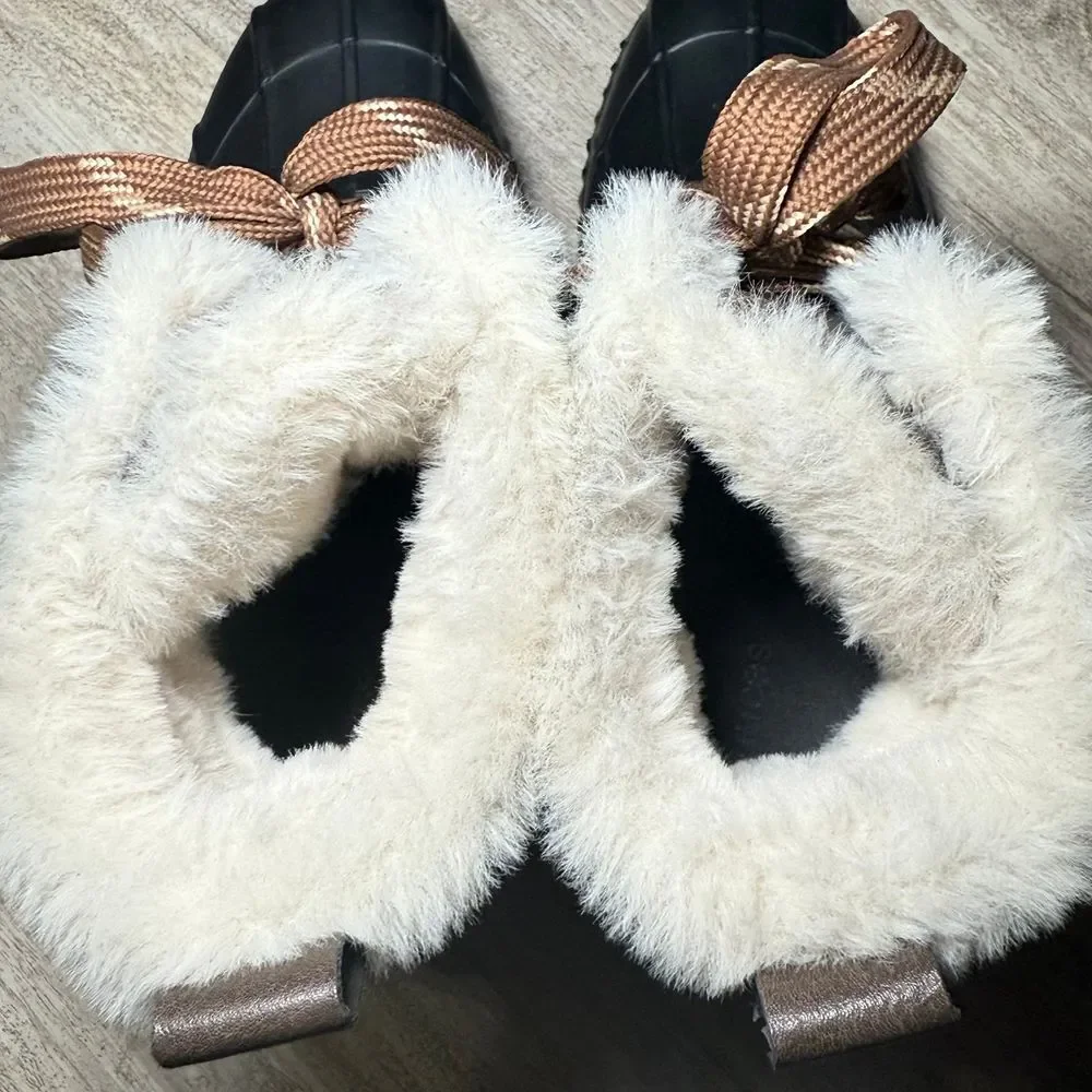 Boots Maurice's fur lined winter rainboots NWOT‎ SIZE 6